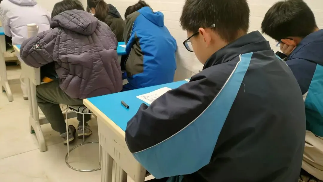 中考作文备考——AI与成长(审题+选材+范文+开头结尾)学生作品 第6张