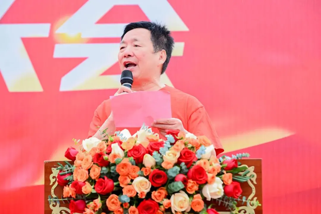 百日逐光,鼎湖为证,中考当歌 ——致恒润实验学校2026届初三学子-第15张图片-四季读书网