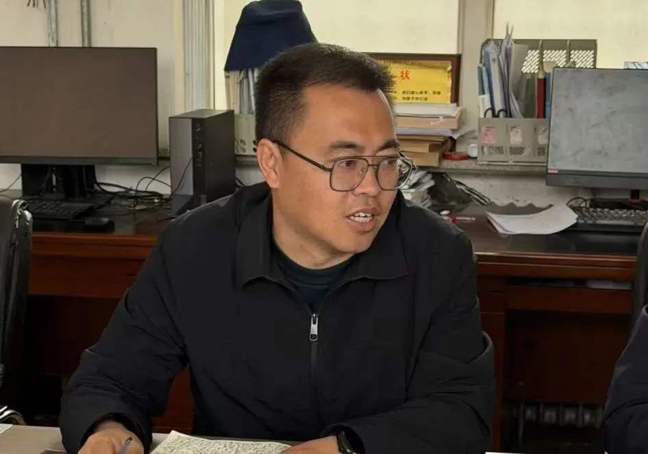 凝心聚力谋中考精准指导促提升——教体局领导莅临我校调研指导工作 第12张