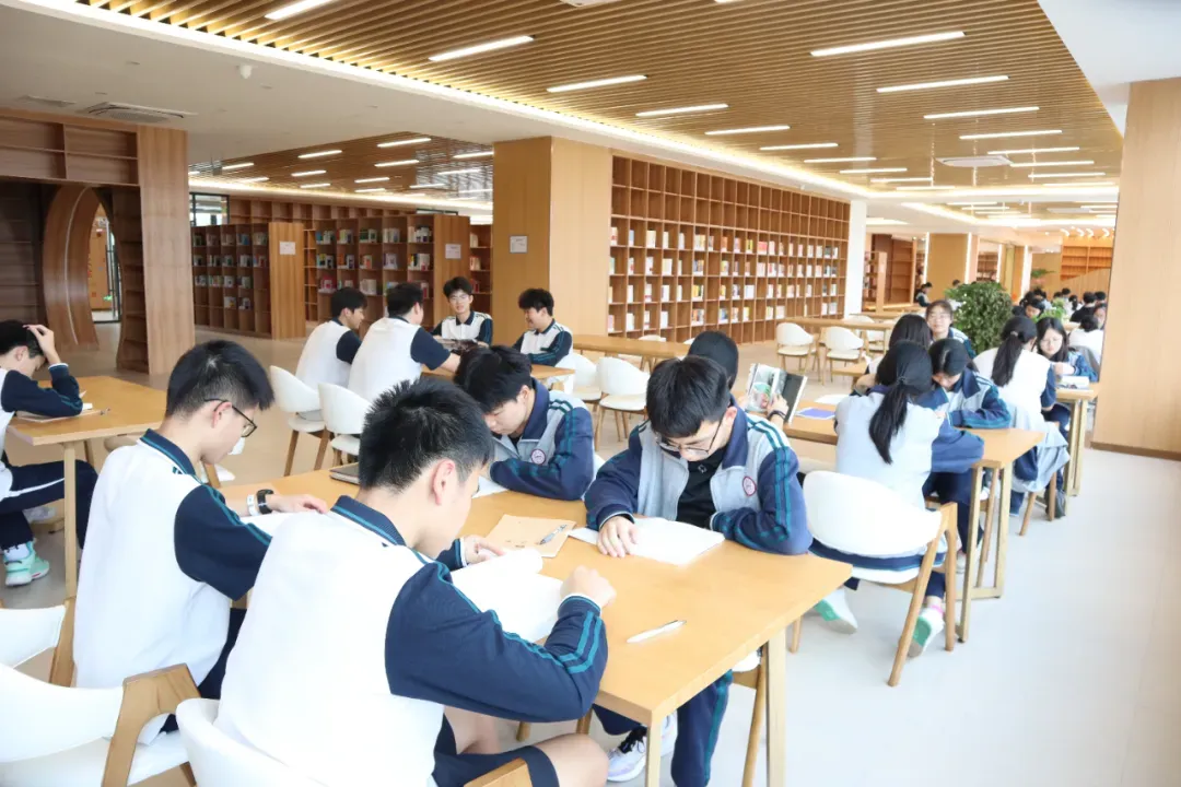 佛山元培高中开放日 | 中考志愿填报指导大会五一专场 第46张 佛山元培高中开放日 | 中考志愿填报指导大会五一专场 第46张
