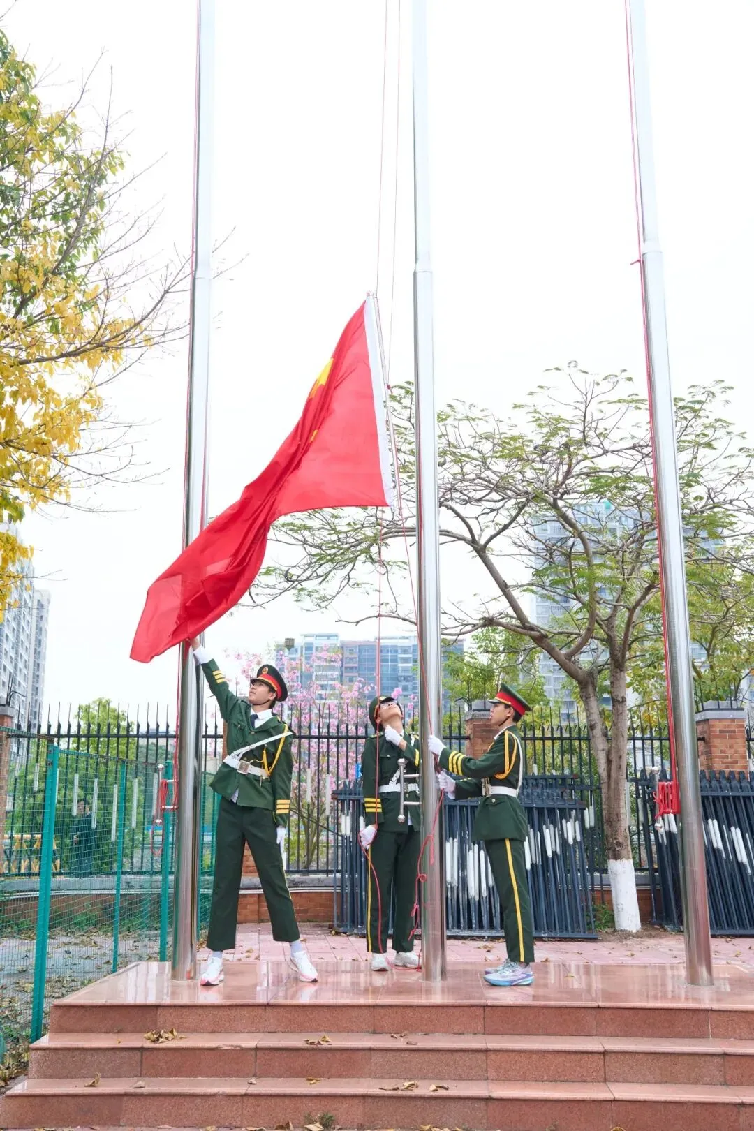 百日冲刺,逐梦中考!七秩芳华,必谱华章! ——兴宁市华侨中学2026届百日誓师大会燃爆全场! 第11张
