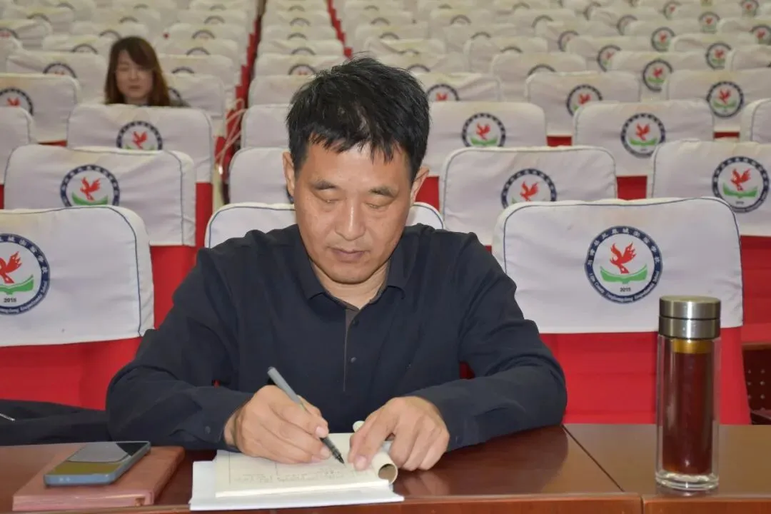同心话中考,协力扬风帆——利津县初中语文毕业复习研讨会在利津县凤凰实验中学顺利召开 第6张 同心话中考,协力扬风帆——利津县初中语文毕业复习研讨会在利津县凤凰实验中学顺利召开 第6张
