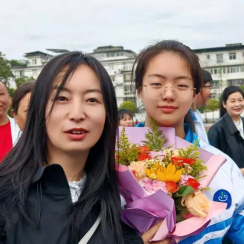 中考誓师大会|剑指六月,梦圆今朝——子云学校2026届中考誓师大会 第29张 中考誓师大会|剑指六月,梦圆今朝——子云学校2026届中考誓师大会 第29张