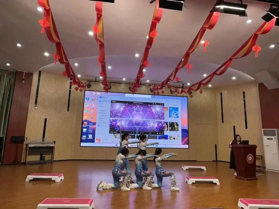 百日砺剑磨锋芒,少年逐梦向中考——纪中浪网中学举行初三中考百日誓师大会 第14张
