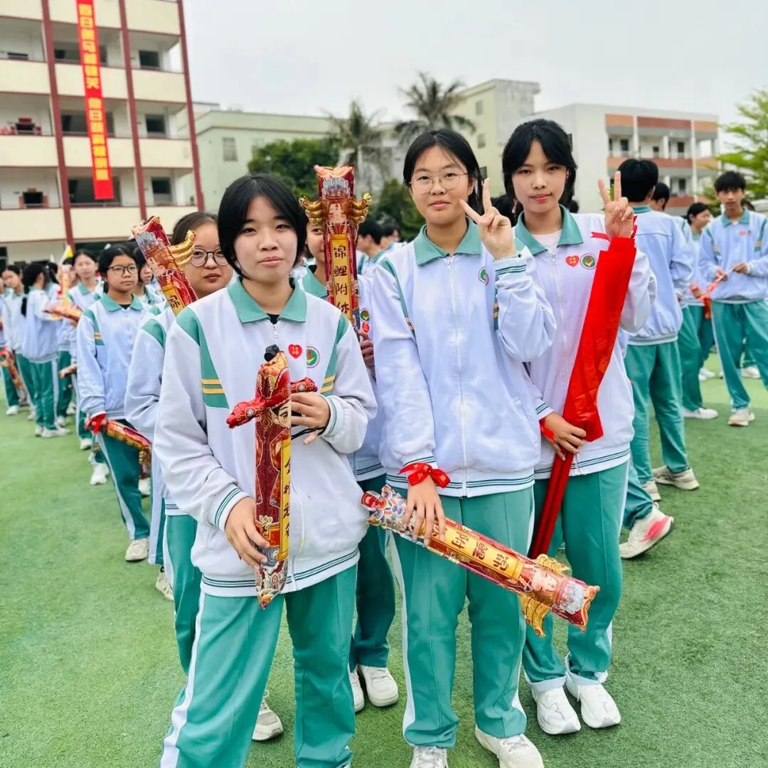 百日砺剑战中考 策马扬鞭圆梦行——2026年智勇中学百日誓师大会-第11张图片-四季读书网