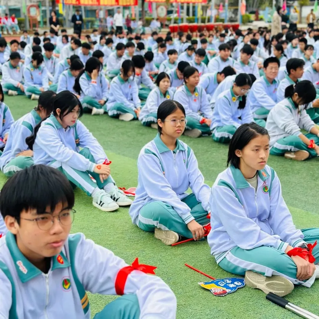百日砺剑战中考 策马扬鞭圆梦行——2026年智勇中学百日誓师大会-第14张图片-四季读书网