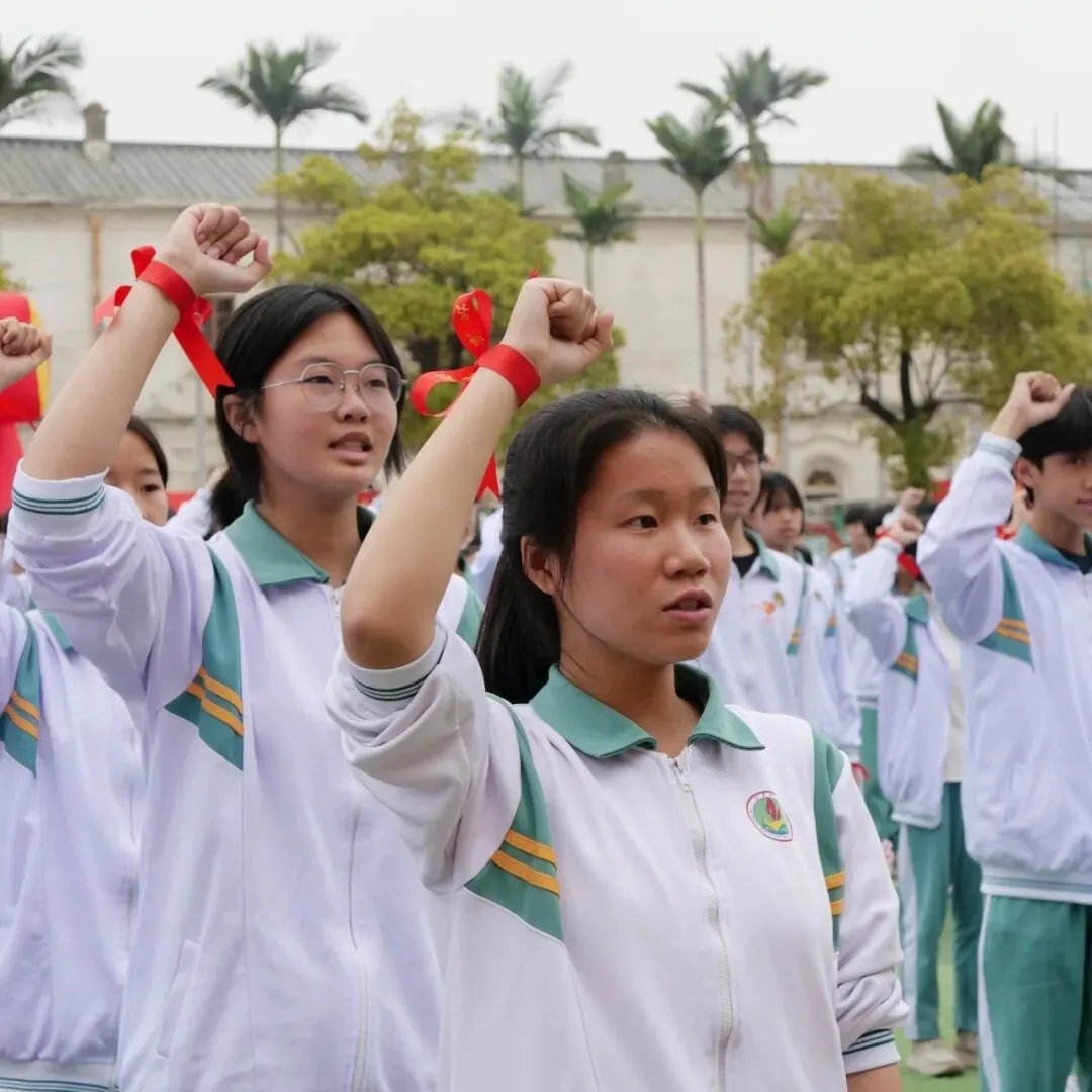 百日砺剑战中考 策马扬鞭圆梦行——2026年智勇中学百日誓师大会-第29张图片-四季读书网