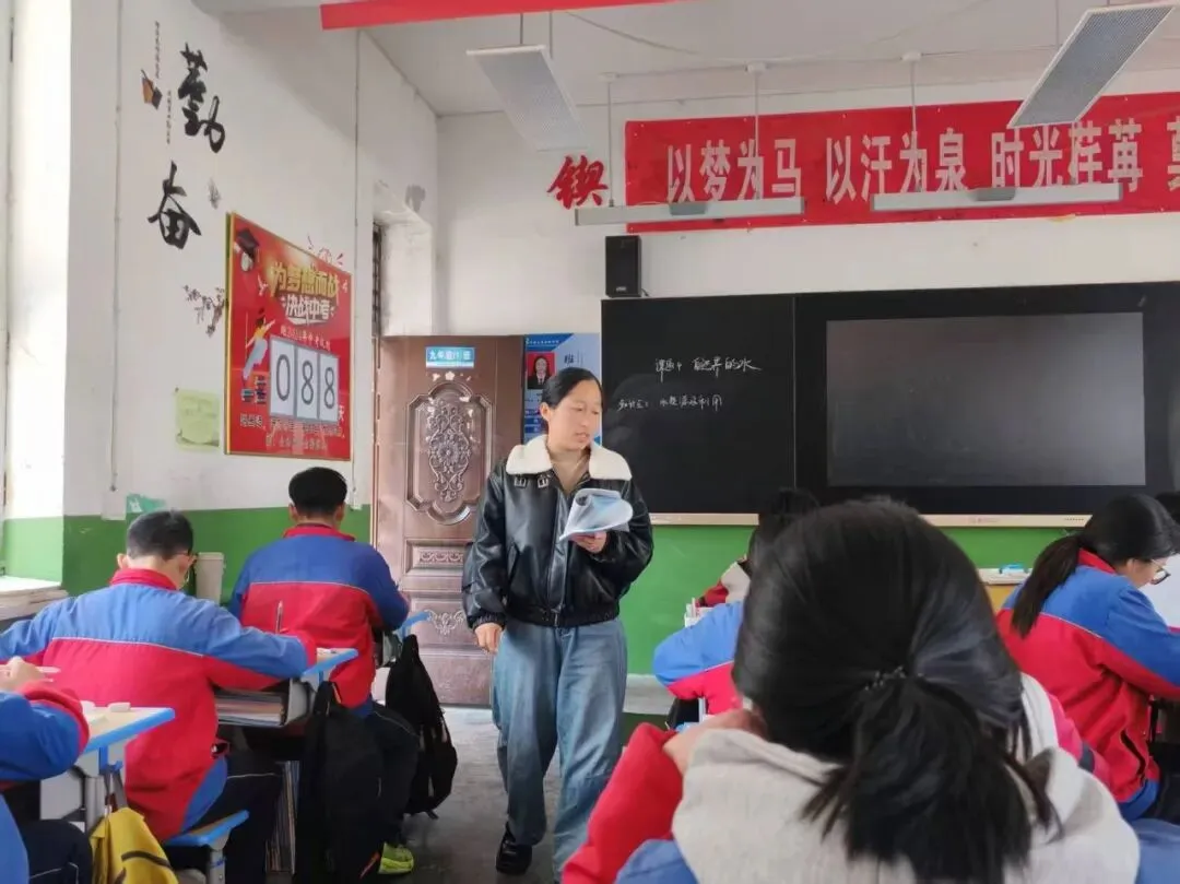 抓实复习课堂 助力中考冲刺——土基中学开展九年级中考科目调研性听评课活动 第8张