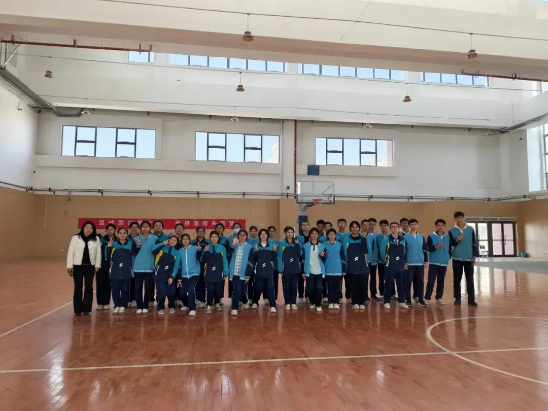 【党建+研学】聚焦初高衔接 赋能中考备考——克州实验中学九年级学生赴克州二中参观研学 第14张
