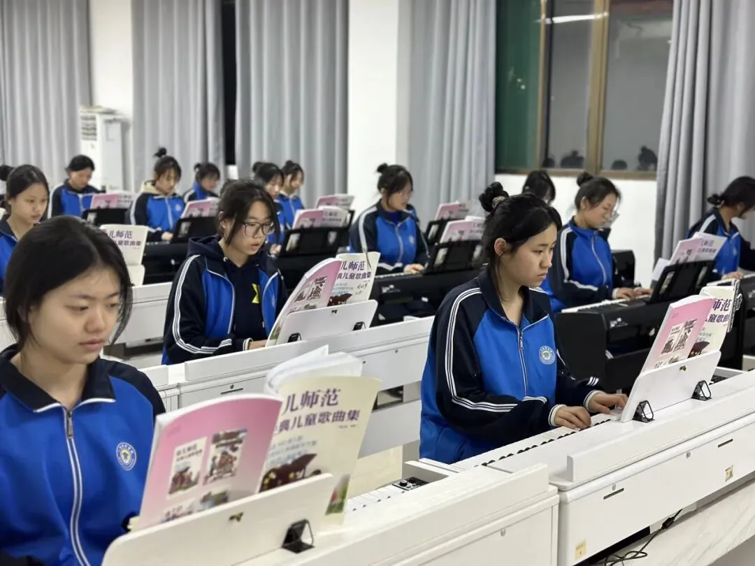 中考升学早谋划,家长必看:孩子不走传统升学路,职教高考值得选吗? 第7张 中考升学早谋划,家长必看:孩子不走传统升学路,职教高考值得选吗? 第7张