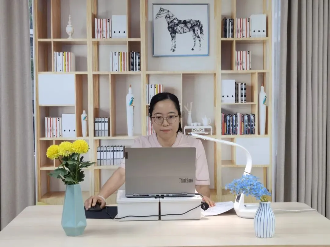 学生中考路上的“点灯人” | 走进龙外(集团)新亚洲学校“四有”好老师张静-第12张图片-四季读书网 学生中考路上的“点灯人” | 走进龙外(集团)新亚洲学校“四有”好老师张静-第12张图片-四季读书网