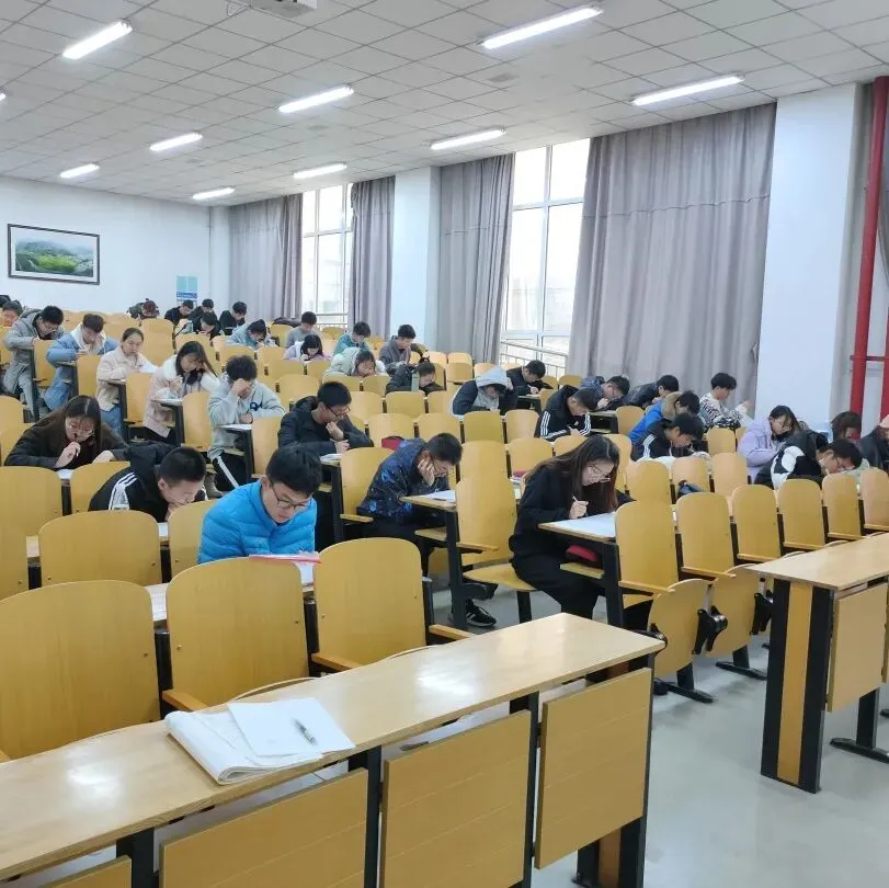 四六级模考 | 以笔为矛,奋战四六级!-第15张图片-四季读书网 四六级模考 | 以笔为矛,奋战四六级!-第15张图片-四季读书网