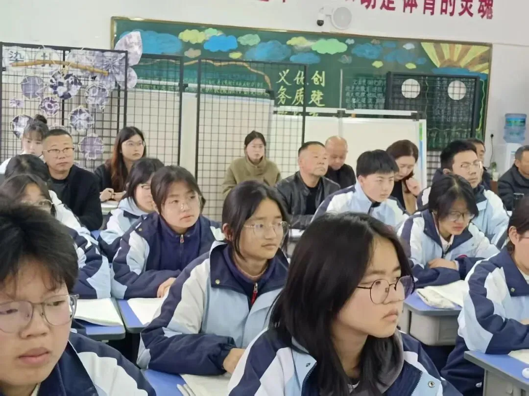 聚焦中考精研策略 以研促教赋能成长 第11张