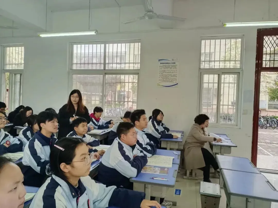 聚焦中考精研策略 以研促教赋能成长 第15张