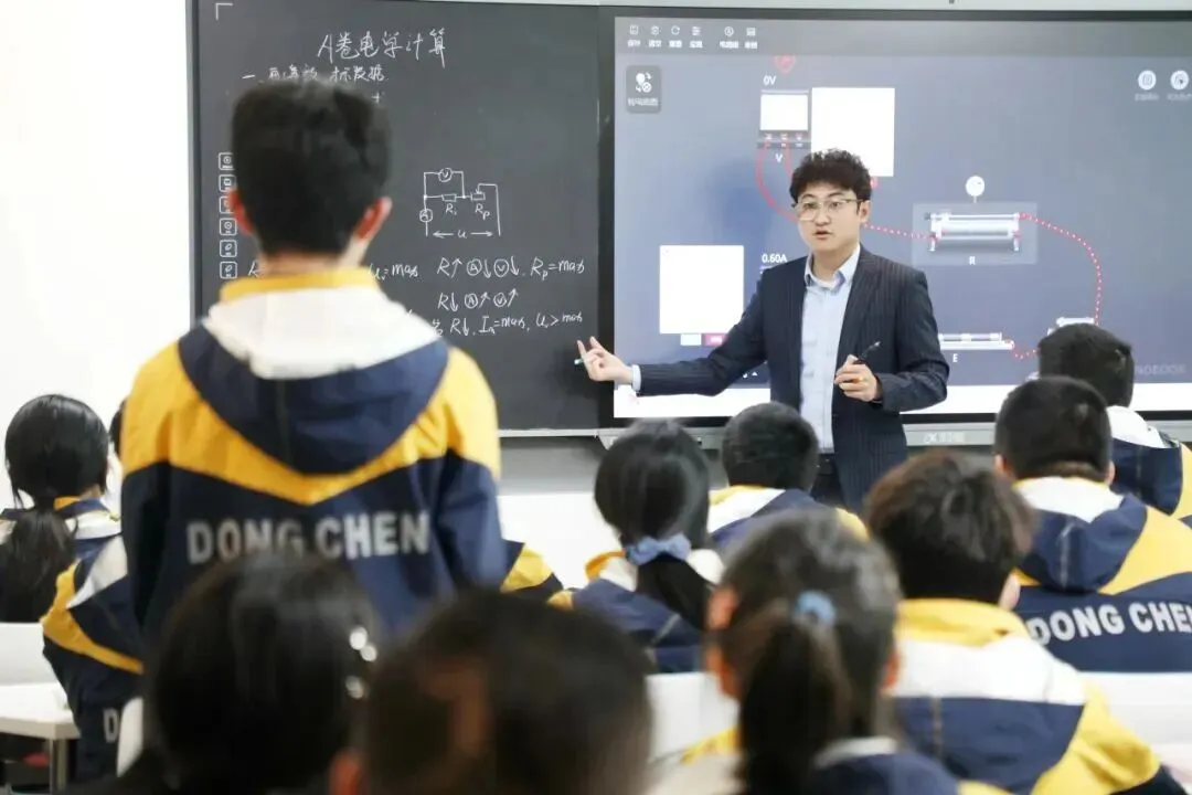科学规划 全力冲刺2026中考||延安东辰中学初三复习备考纪实 第15张 科学规划 全力冲刺2026中考||延安东辰中学初三复习备考纪实 第15张