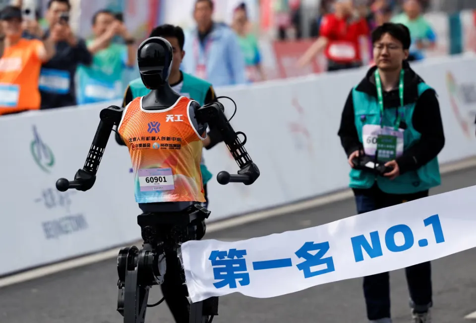 【中考阅读指导】关于具身智能(非连续性文本)四川资阳2025 第5张 【中考阅读指导】关于具身智能(非连续性文本)四川资阳2025 第5张