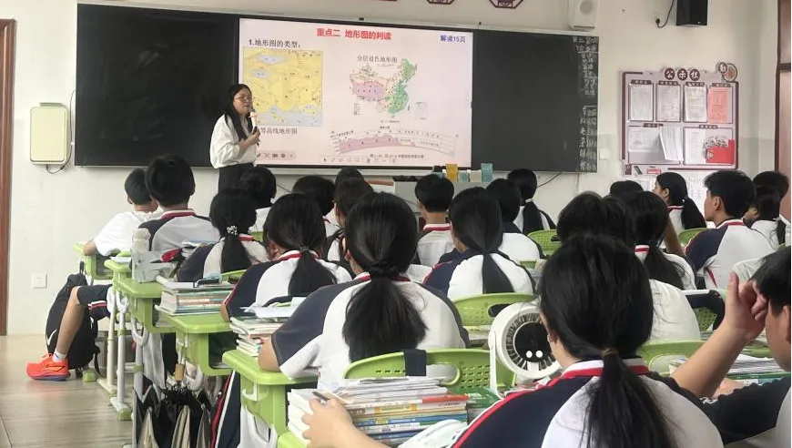 春日视导促深耕 专业引领助中考——茂南区教师发展中心视导组与茂名市第七中学团队到我校进行备考视导工作 第35张