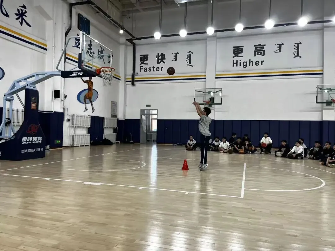 中考体育丨身上有汗,眼里有光,锡盟一中初中部体育专项课纪实 第5张