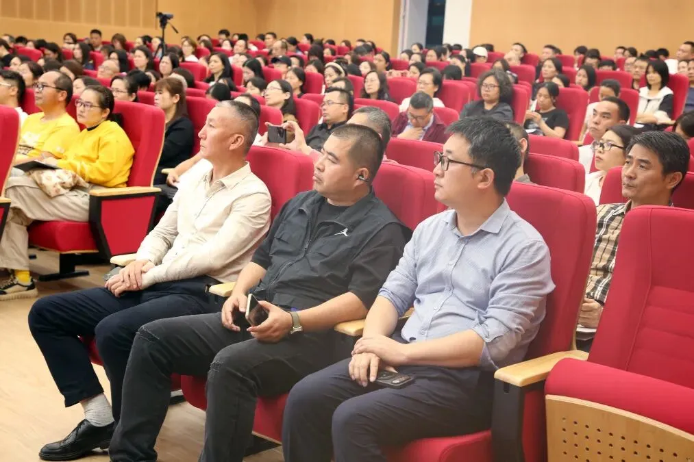 【家校携手】赋能成长,蓄力中考!——龙珠学校家长学校《有为》专题讲座 第3张