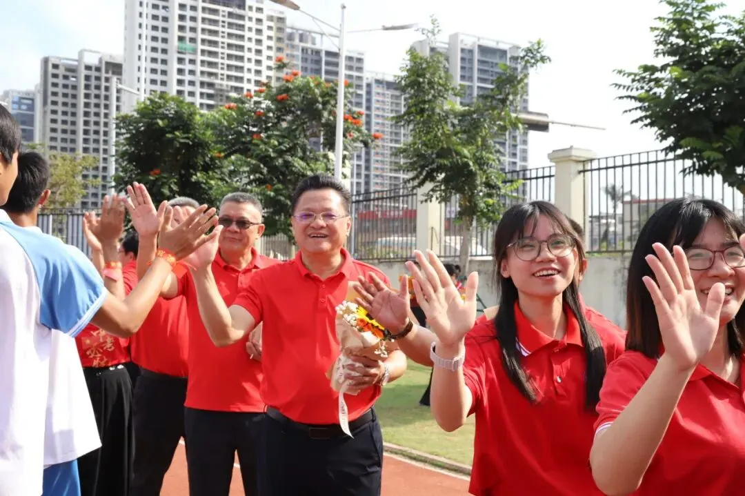 好学力行战中考 汇智成海铸荣光——海口市椰海学校2026年中考冲刺誓师大会 第145张