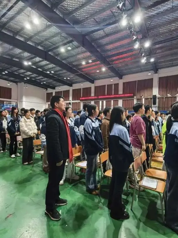【策马扬鞭冲中考·提笔亮剑赢六月】溆浦县圣达学校2026屇初中毕业生决战誓师大会 第17张