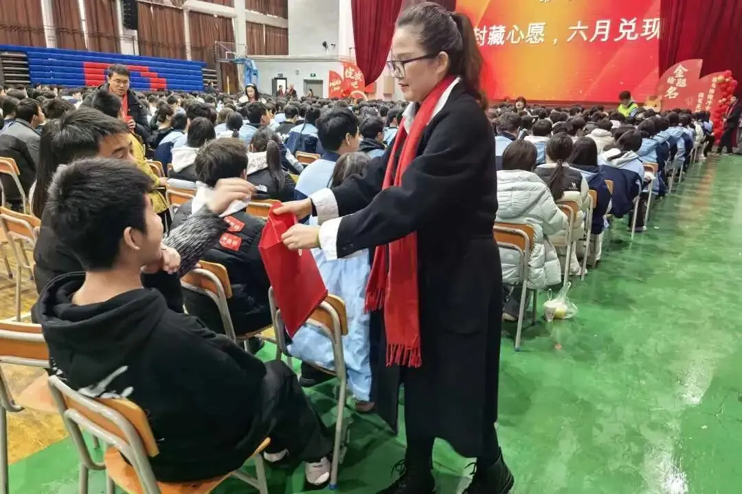【策马扬鞭冲中考·提笔亮剑赢六月】溆浦县圣达学校2026屇初中毕业生决战誓师大会 第21张