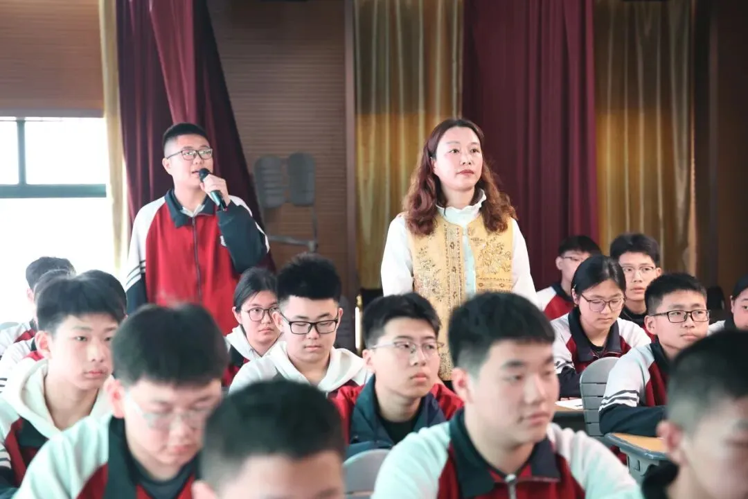 聊城市英语中考学术研讨会在聊城东方中学成功举办 第3张 聊城市英语中考学术研讨会在聊城东方中学成功举办 第3张
