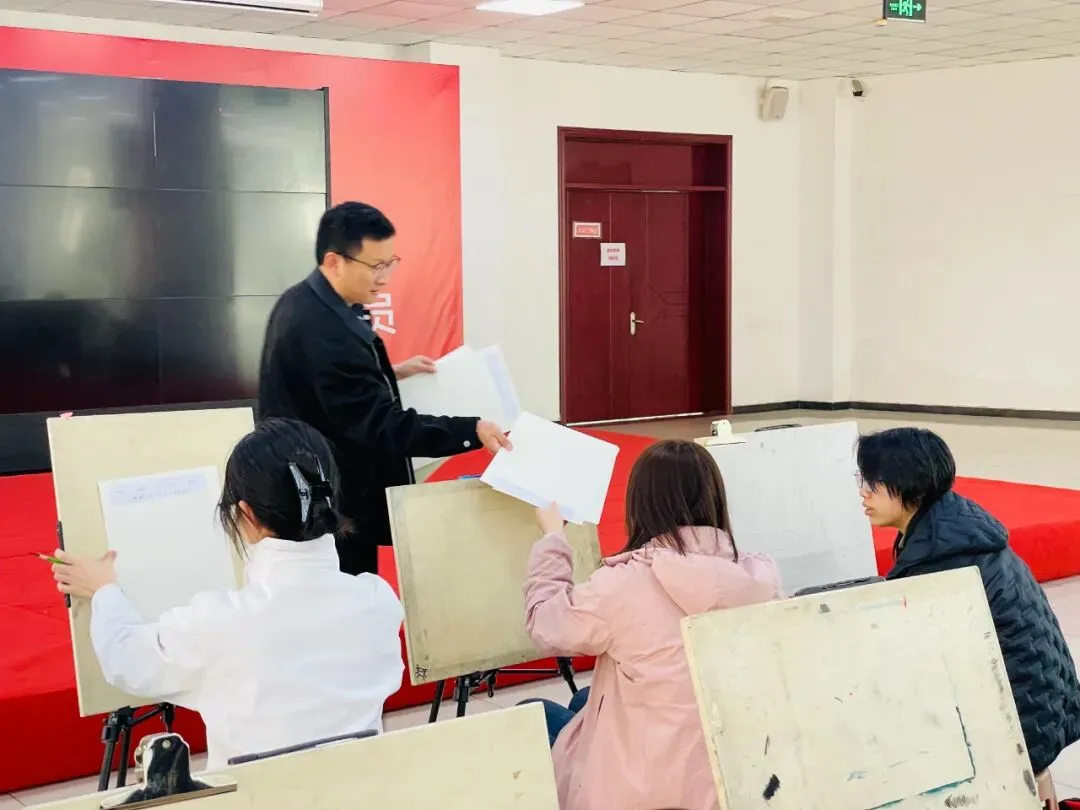 正式开考丨2026年唐山市美术中考首场模拟考试 第20张