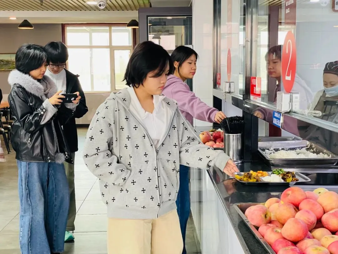 正式开考丨2026年唐山市美术中考首场模拟考试 第35张