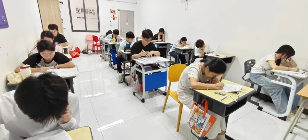 中考班 | 执笔为剑,月考为阶,备战中考一模 第3张 中考班 | 执笔为剑,月考为阶,备战中考一模 第3张