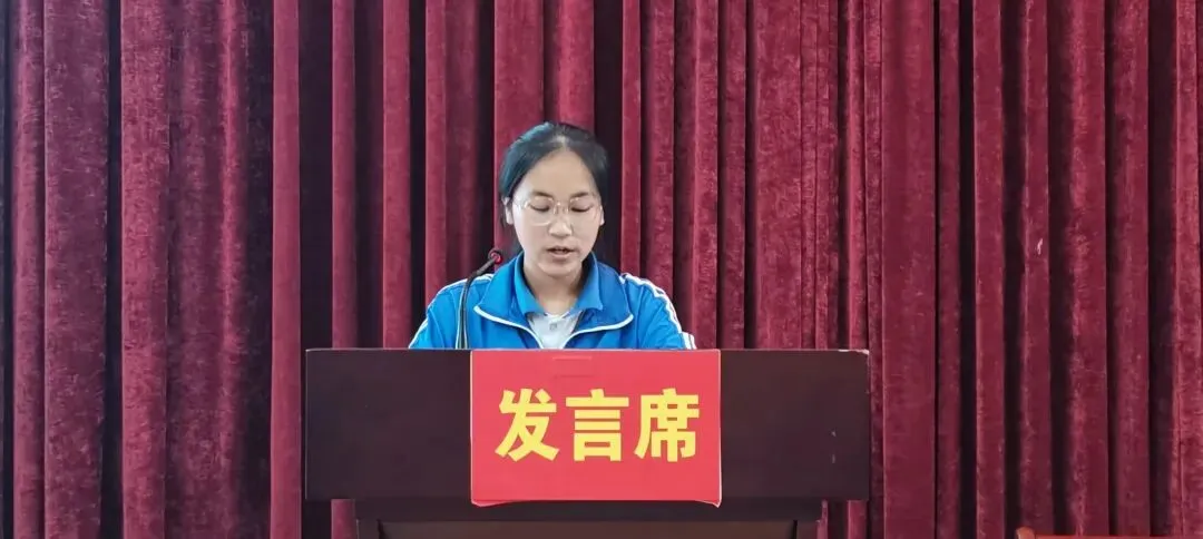 减压赋能轻装上阵砥砺前行圆梦中考——九年级优秀生学习经验交流暨解压活动圆满举行-第8张图片-四季读书网