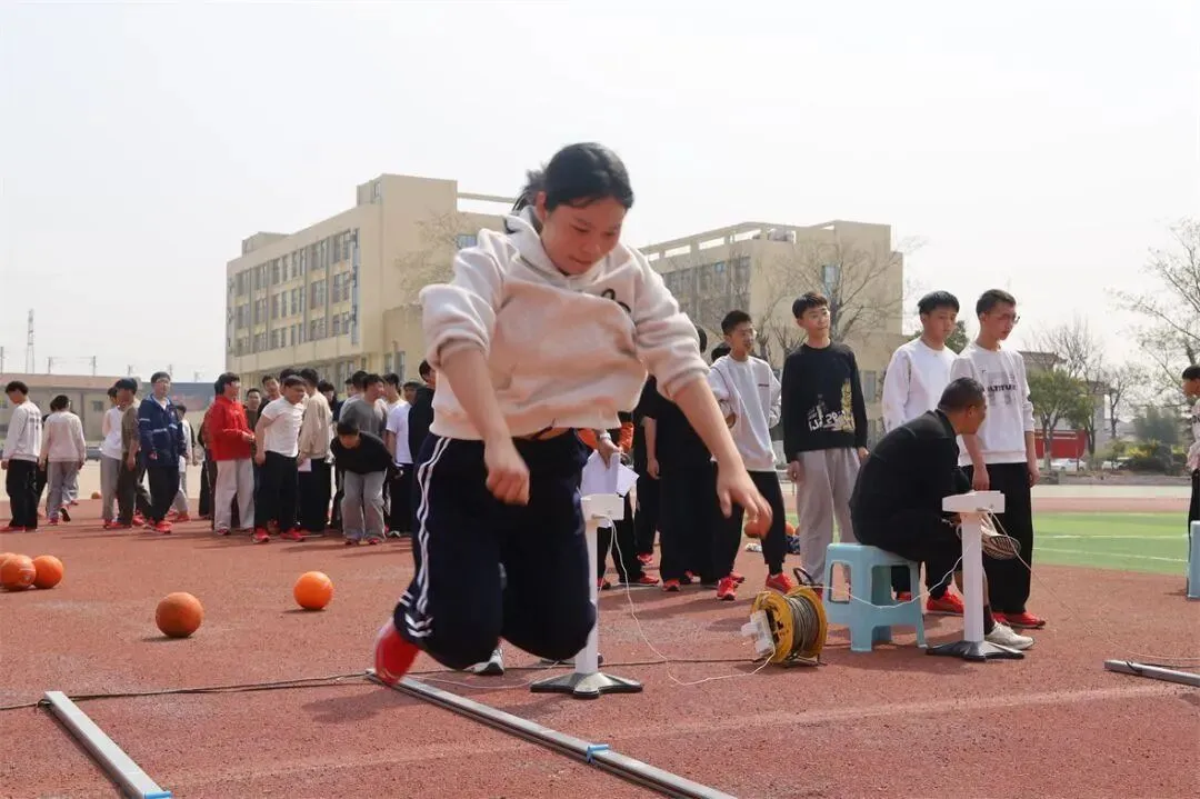 向上吧,少年!丨九年级体育模拟测试圆满结束~ 第24张