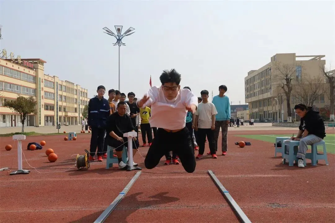 向上吧,少年!丨九年级体育模拟测试圆满结束~ 第25张