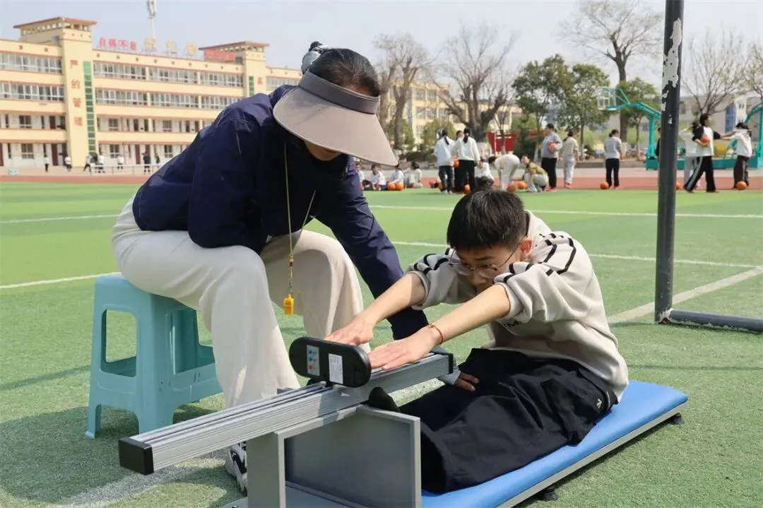 向上吧,少年!丨九年级体育模拟测试圆满结束~ 第27张