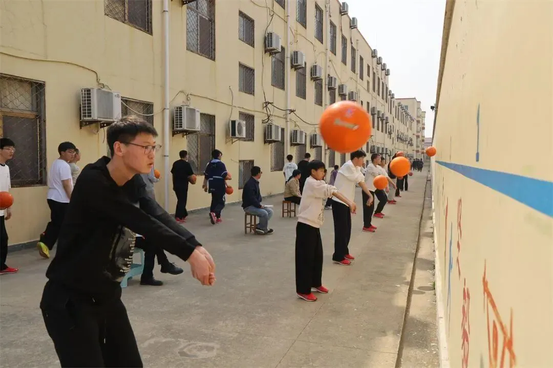 向上吧,少年!丨九年级体育模拟测试圆满结束~ 第35张
