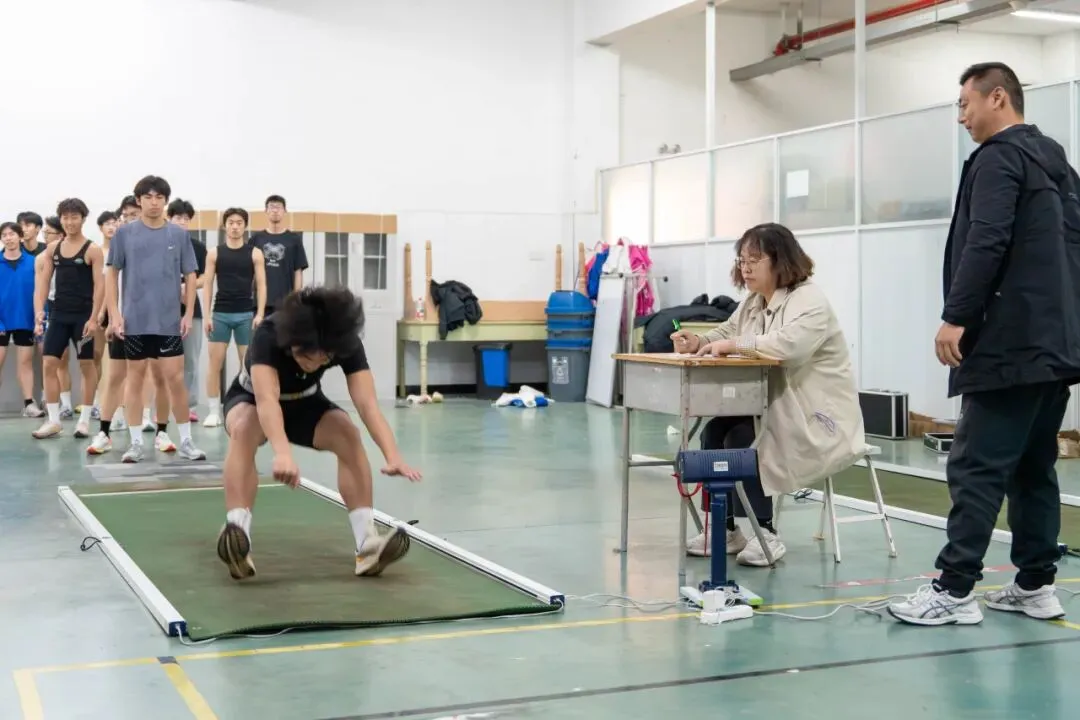春风砺剑战模考 体教融合展锋芒 ——嘉兴市属高中体育术科高考全真测试在秀水高级中学举行 第12张
