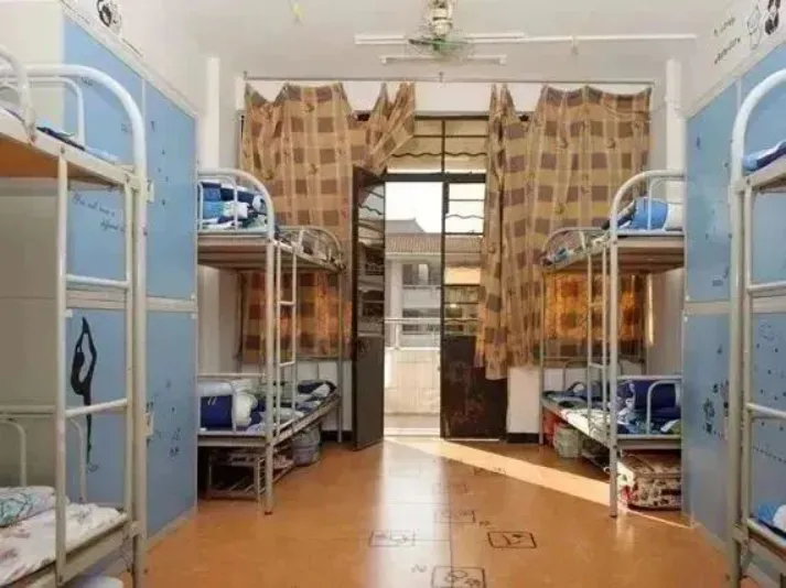 广州中考志愿怎么填?先看看住宿条件!广州省市属高中住宿指南请收好 第21张
