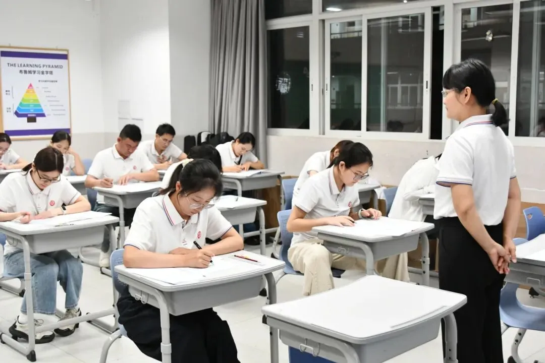 广州培文真题竞赛|要学生做的事,教师先做-第3张图片-四季读书网