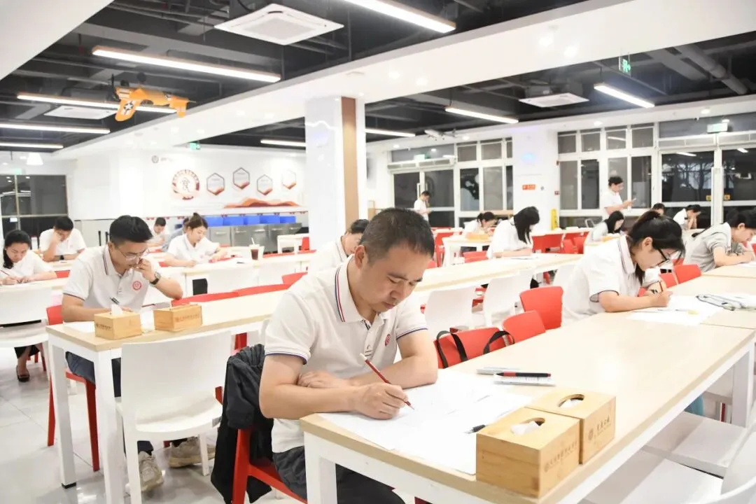 广州培文真题竞赛|要学生做的事,教师先做-第16张图片-四季读书网