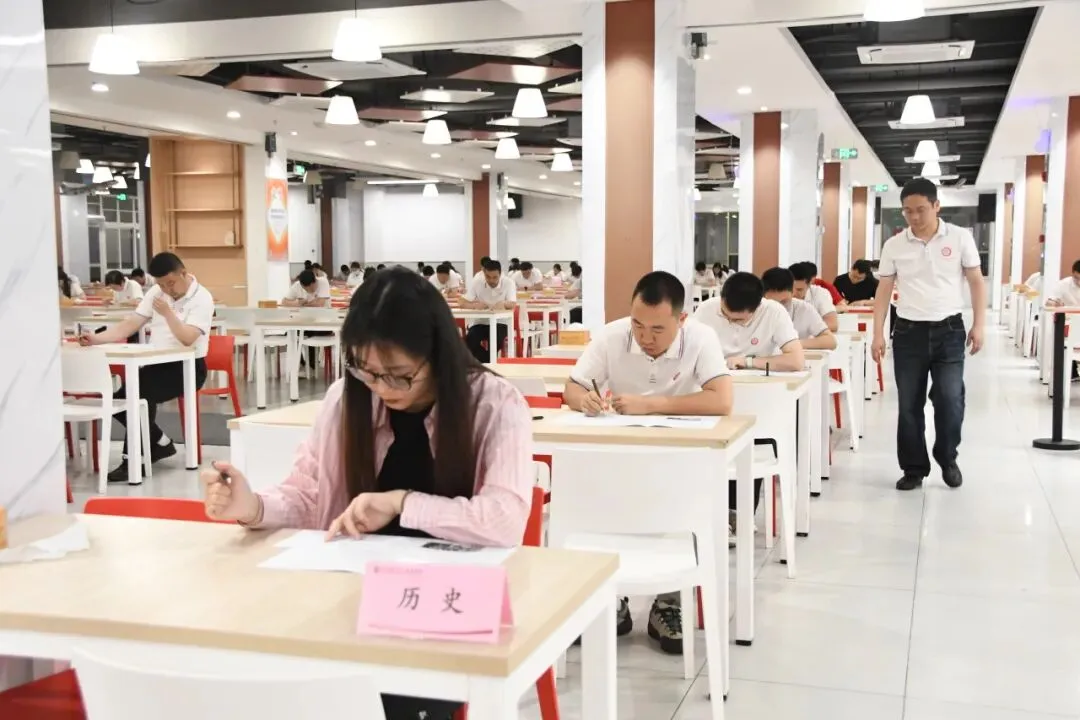 广州培文真题竞赛|要学生做的事,教师先做-第20张图片-四季读书网
