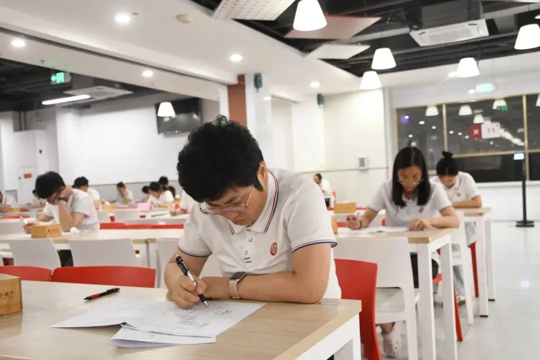 广州培文真题竞赛|要学生做的事,教师先做-第34张图片-四季读书网