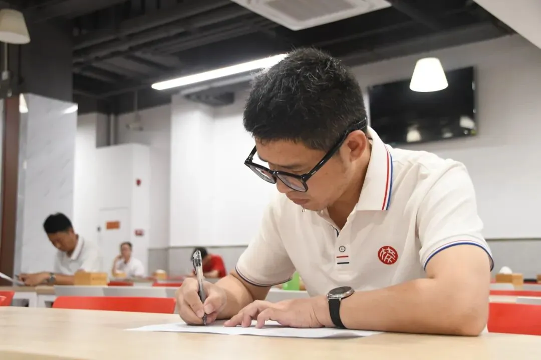 广州培文真题竞赛|要学生做的事,教师先做-第37张图片-四季读书网