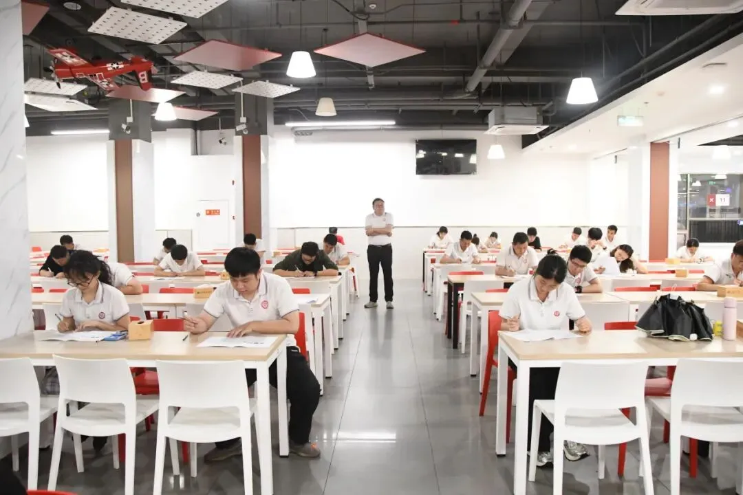 广州培文真题竞赛|要学生做的事,教师先做-第46张图片-四季读书网