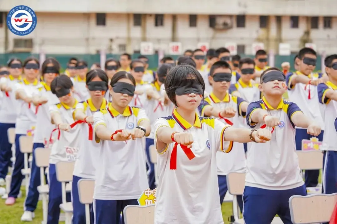 百日策马闯雄关,一朝亮剑赢中考 | 五邑大学第一附属中学(外海中学)2026年百日誓师大会-第28张图片-四季读书网