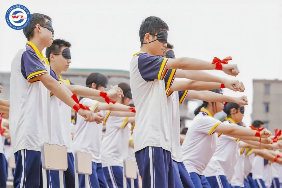百日策马闯雄关,一朝亮剑赢中考 | 五邑大学第一附属中学(外海中学)2026年百日誓师大会-第29张图片-四季读书网