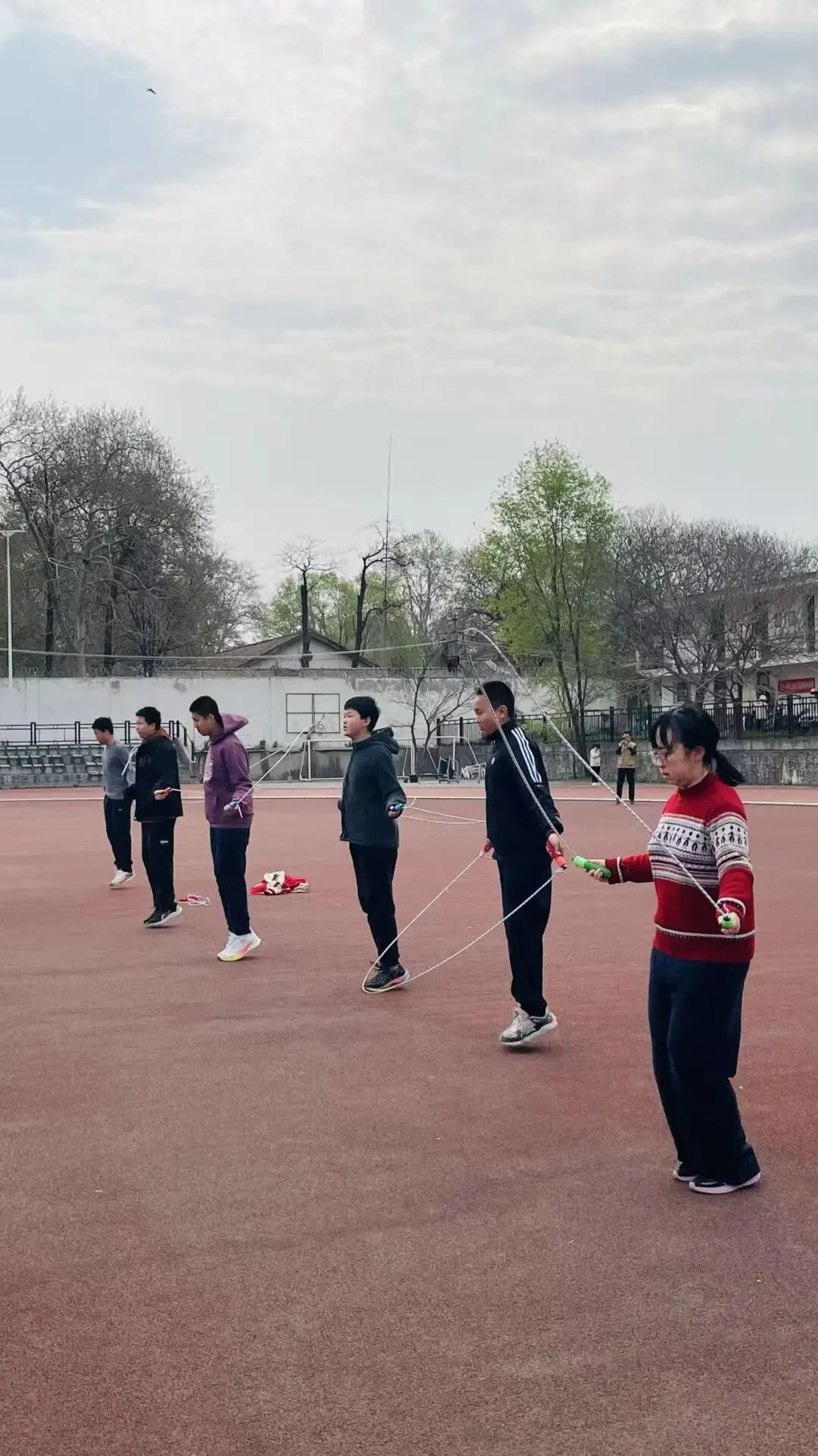 模拟实战练兵,备战中考体育-第22张图片-四季读书网 模拟实战练兵,备战中考体育-第22张图片-四季读书网