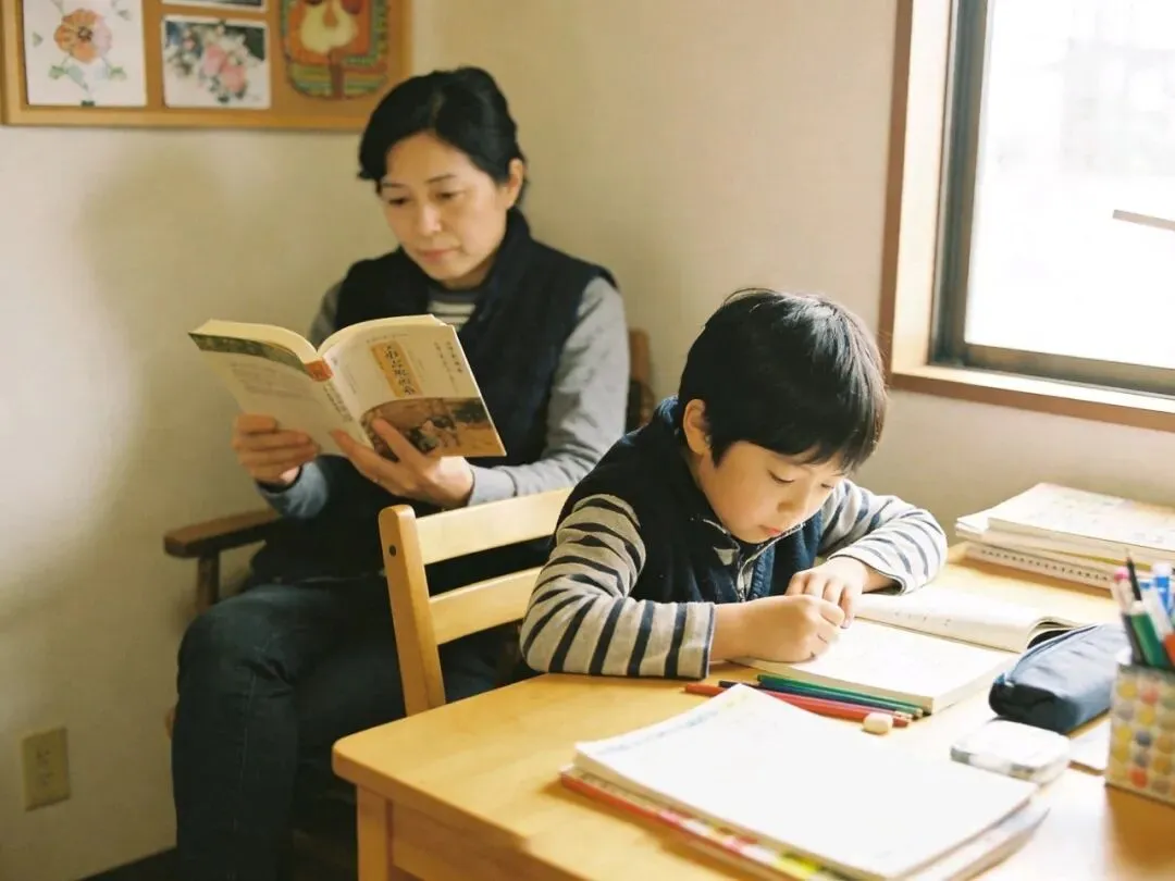 中高考模考一砸就崩溃?读《孩子,你慢慢来》,帮孩子稳住心态才是真教育-第2张图片-四季读书网