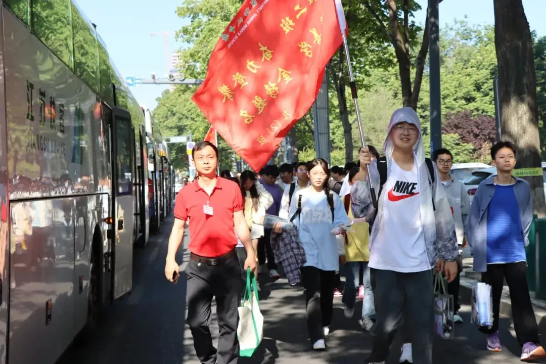 【2024中考】青衿致远 沐光而行-第72张图片-四季读书网