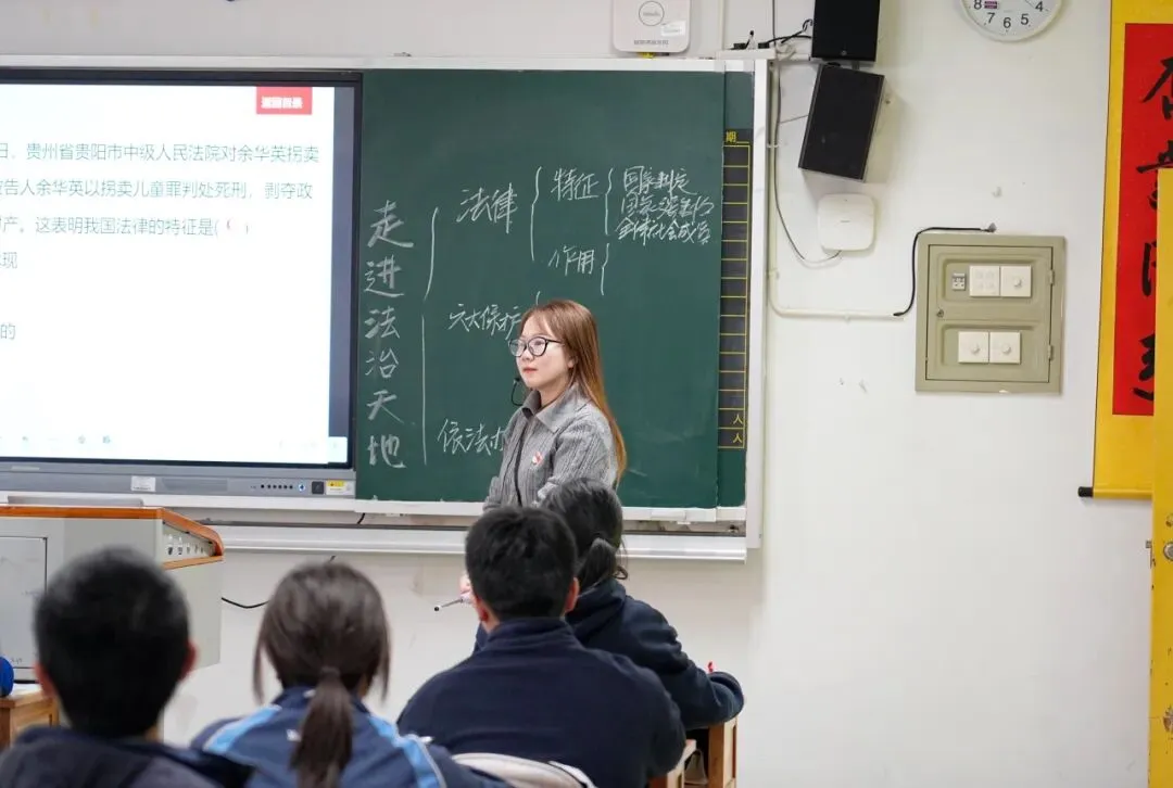 共研中考改革 共话品质课堂|株洲市教科院来我校调研考察湖南省改革工作-第4张图片-四季读书网