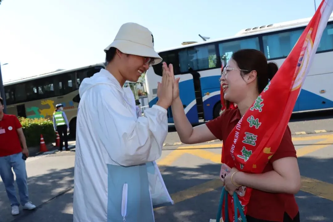 【2024中考】青衿致远 沐光而行-第84张图片-四季读书网